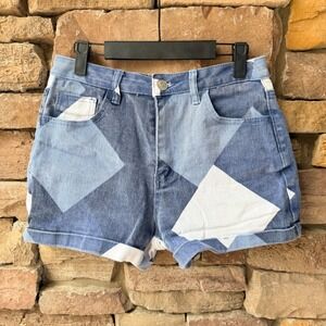 Almost Famous 5 Blue White Geometric Patchwork Womens Cuffed Denim Shorts Boho